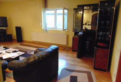 FARA COMISIOANE casa mobilata utilata cu 4 camere + birou P+M 2 BECIURI - 42