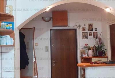 Apartament cu 2 camere, decomandat - Cartier Racadau - 5