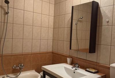 Apartament cu 3 camere semidecomandat în Moșilor - 3
