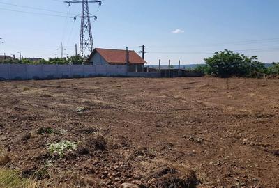 Teren de 1800 mp, în Schela - 1