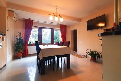 Casă individuală cu 7 camere cu Canalizare în Dobroești - 5