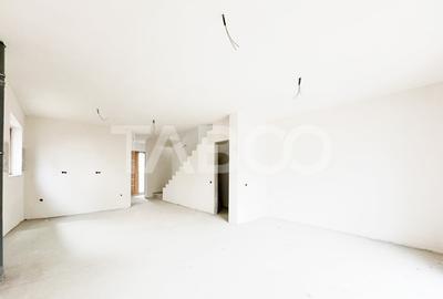 Duplex cu 4 camere cu Canalizare în Gheorgheni - 3