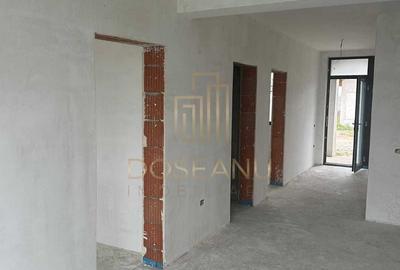 Casă cu 4 camere cu Teren 300 Mp în Sânmartin