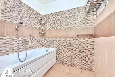 Apartament cu 3 camere decomandat în UTA