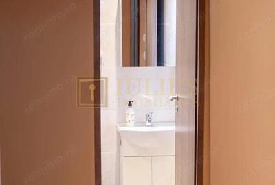 Apartament cu 4 camere decomandat, mobilat în Spitalul Județean