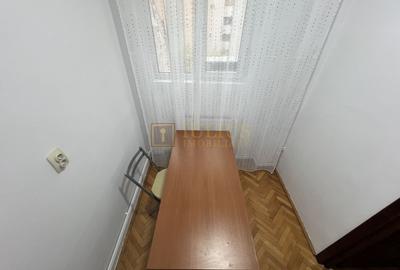 Piata Unirii; dormitor +birou;parcare privata si boxa (centrala proprie si ctr.) - 13