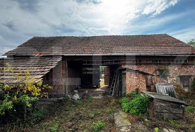 Casa cu 3 camere, 1810 mp teren, Benic - comuna Galda - 11