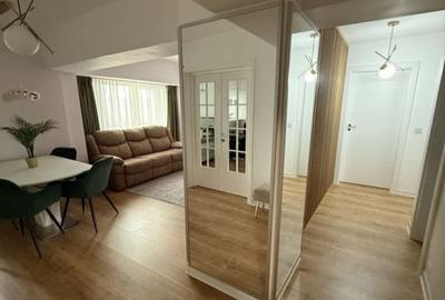Apartament de 3 camere ( Complet Renovat )-Unirii