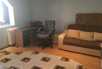 Proprietar inchiriez apartament cu o camera - 5