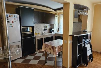 Apartament cu 3 camere decomandat în Central - 10