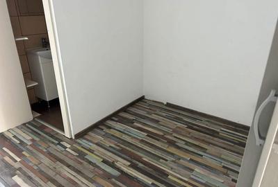 Spațiu comercial, de 44 mp, în Central - 3