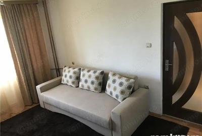 Apartament cu 2 camere decomandat în Apărătorii Patriei