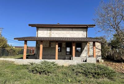 Casă cu 3 camere în Dărmănești - 6