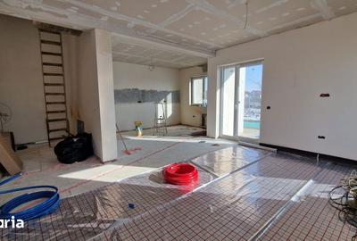 Casă cu 5 camere cu Teren 250 Mp în Ghiroda - 12