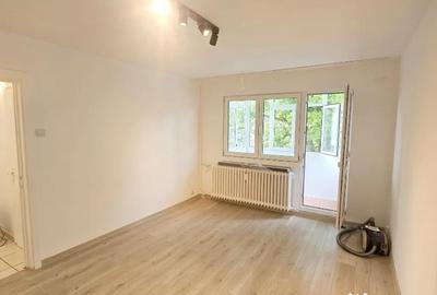Apartament cu 2 camere decomandat în Tătărași