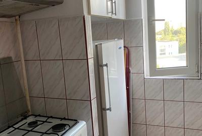 Garsonieră semidecomandată în Tei - 3