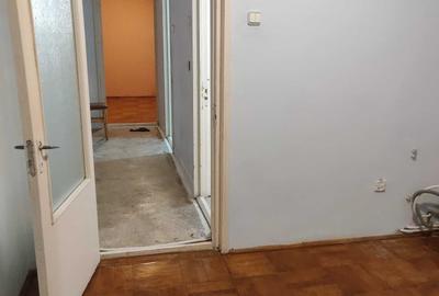 Apartament cu 2 camere decomandat în Dărmănești - 1