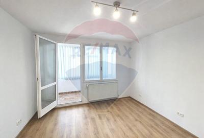 Apartament cu 3 camere decomandat în Drumul Taberei - 7
