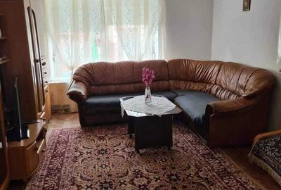 Casă cu 3 camere în Central - 1