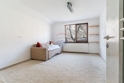 Casă cu 7 camere cu Teren 700 Mp în Grigorescu - 11