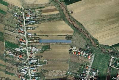 Teren agricol intravilan de 3642 mp, în Central