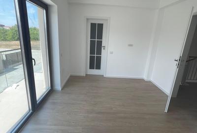 Compelx de case tip duplex in zona Parfumului. An 2023. Comision 0 Compelx de case tip duplex in zona Parfumului. An 2023. Comision 0 - 13