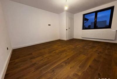 Casă individuală cu 4 camere cu Canalizare în Străulești - 2