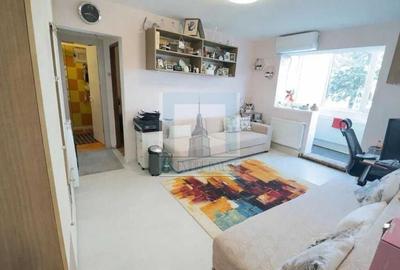 Apartament cu 3 camere semidecomandat în Astra - 2