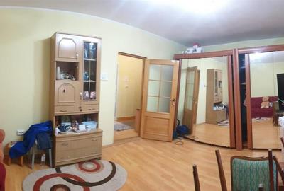 Garsonieră decomandată în Dorobanți