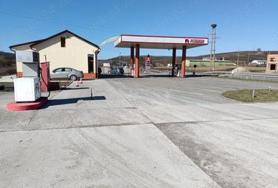 Spațiu comercial, de 4,600 mp, în Central - 1