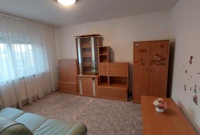 Inchiriez 2 camere - 3