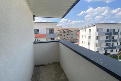 Apartament cu 3 camere nedecomandat în Florești