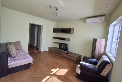 [PIATA DOROBANTI] Apartament cu 3 camere -89 MP- Centrala Proprie - 2