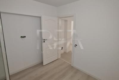 Apartament cu 4 camere semidecomandat în Păcii - 4