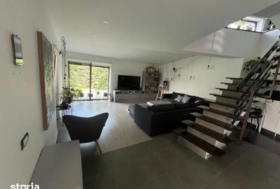 Casă cu 4 camere cu Teren 541 Mp în Cetate - 8