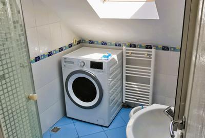 Complexul Studentesc - Ap de 3 cam - Su:77mp - Centrala proprie - Terasa - 6