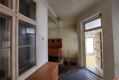 Casă cu 3 camere cu Teren 167 Mp în Central - 12