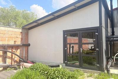 Spațiu comercial, de 600 mp, în Central - 3