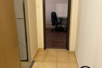 Apartament cu 2 camere decomandat în Astra