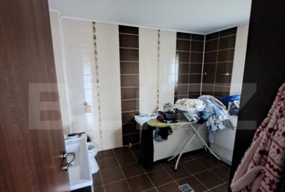 Casă cu 7 camere cu Garaj în Central - 2