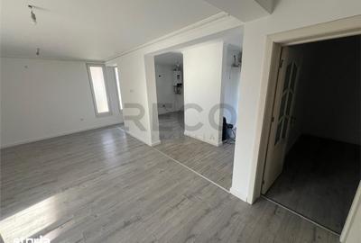 Casă cu 3 camere cu Teren 250 Mp în Tokai - 12