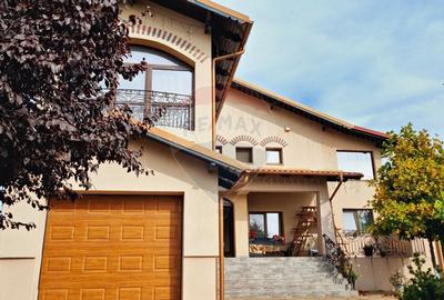 Casa / Vila de lux cu 6 camere de vanzare in Scheia, Suceava - 8