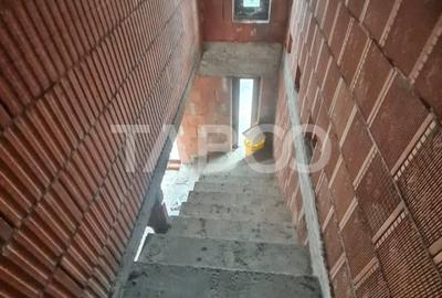 Casa la rosu de vanzare in Sebes-Lancram judetul Alba - 12