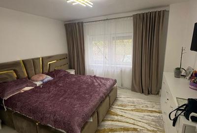 Apartament cu 4 camere decomandat în Central - 4