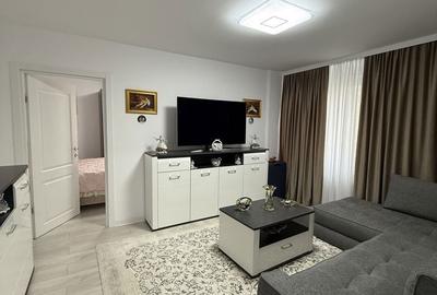 Apartament cu 3 camere semidecomandat în Central