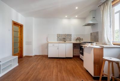 Garsonieră decomandată, mobilată în P-ța Victoriei - 5