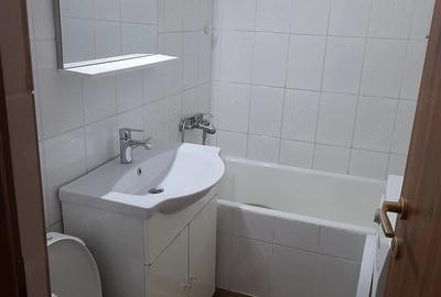 Apartament cu 2 camere decomandat în Titan - 8