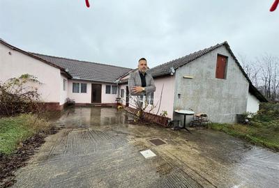 Bocsa Romana, Casa 8 Incaperi, Strada Principala. - 10