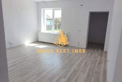 Casă cu 4 camere cu Teren 1158 Mp în Leordeni - 2