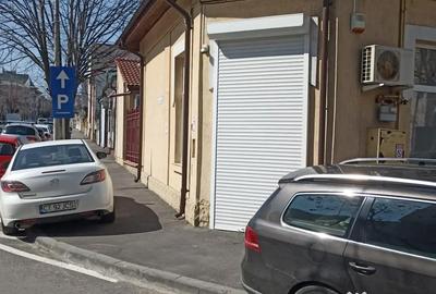 Spațiu comercial, de 30 mp, în Central